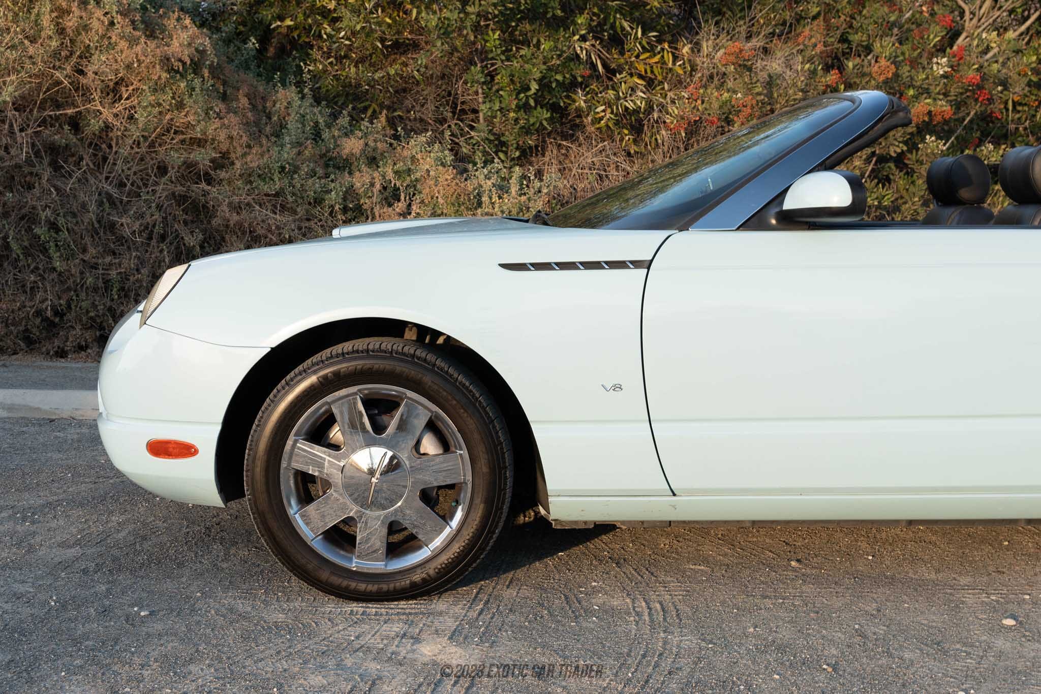 【ag】DaliaSolido NO31 FORD THUNDERBIRD No Reserve: 2003 #92/700 Ford Thunderbird 007 Edition 007